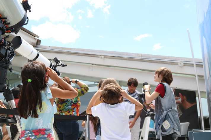 Observação solar no Terraço Astronômico